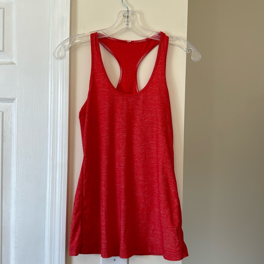 Lululemon tank top